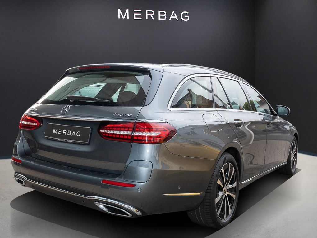 Mercedes-Benz E 300 2022