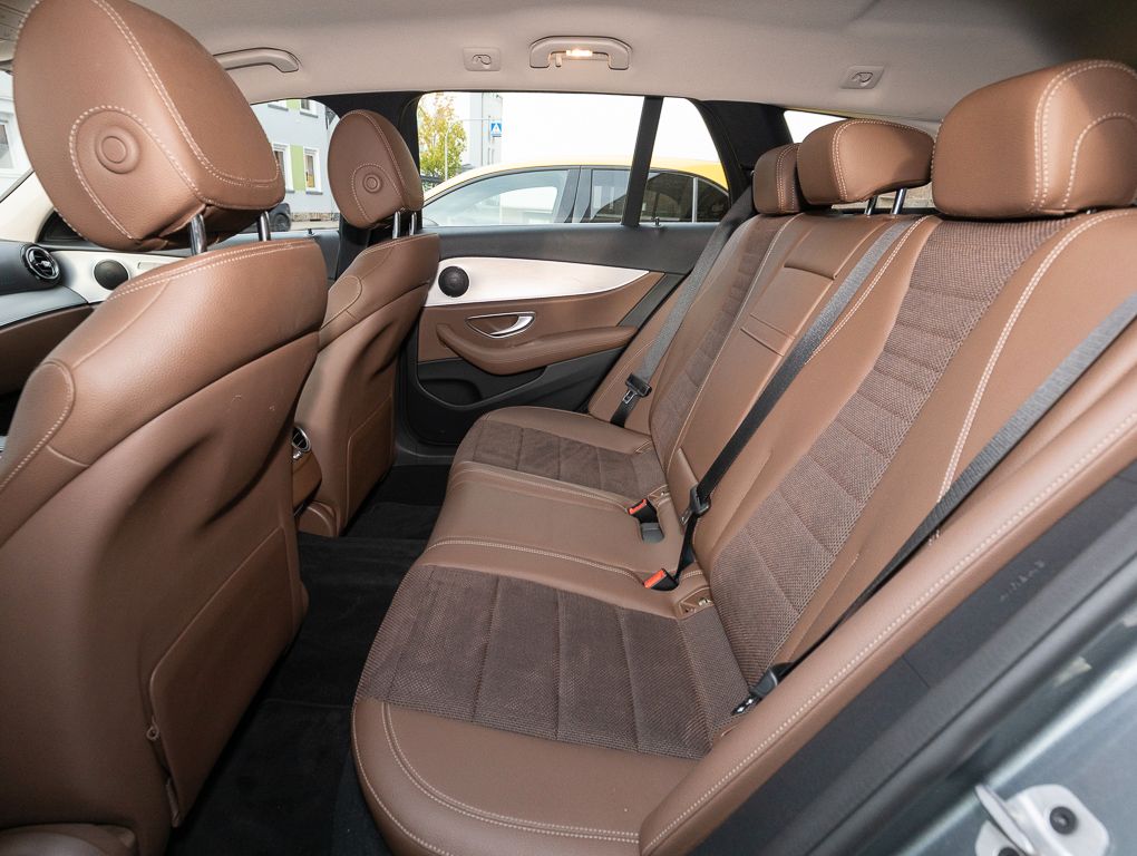 Mercedes-Benz E 300 2022