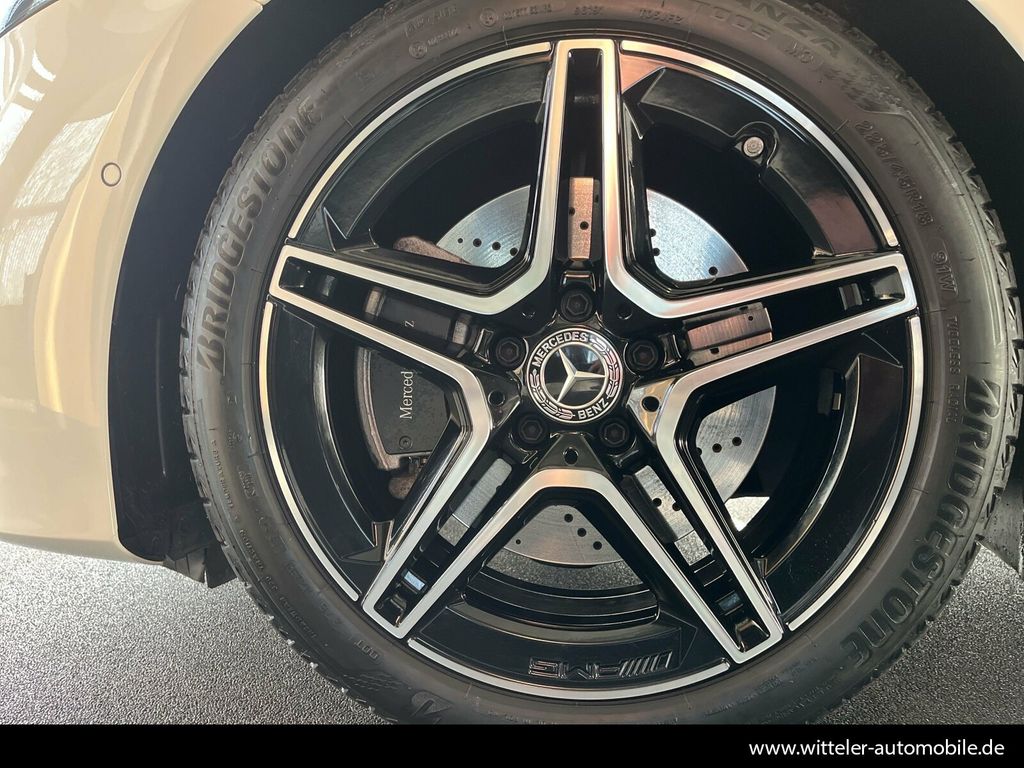 Mercedes-Benz A 220 2024