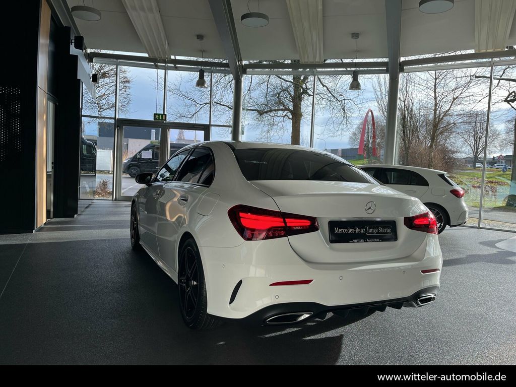 Mercedes-Benz A 220 2024