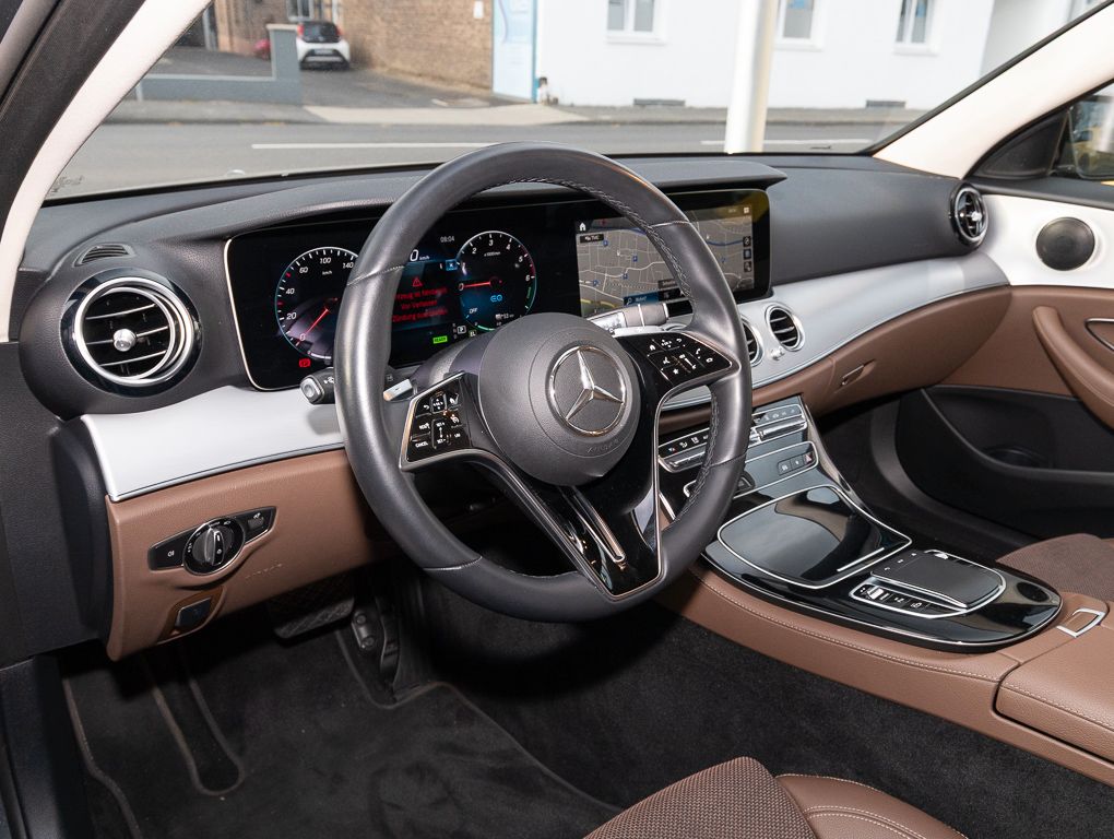 Mercedes-Benz E 300 2022