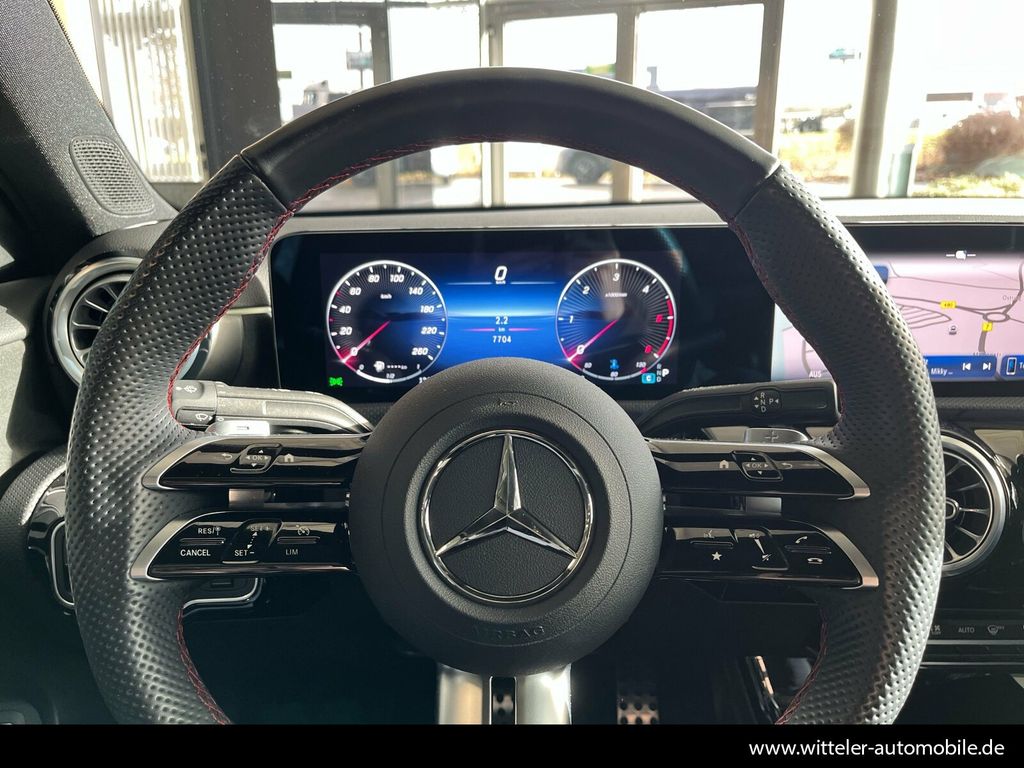 Mercedes-Benz A 220 2024