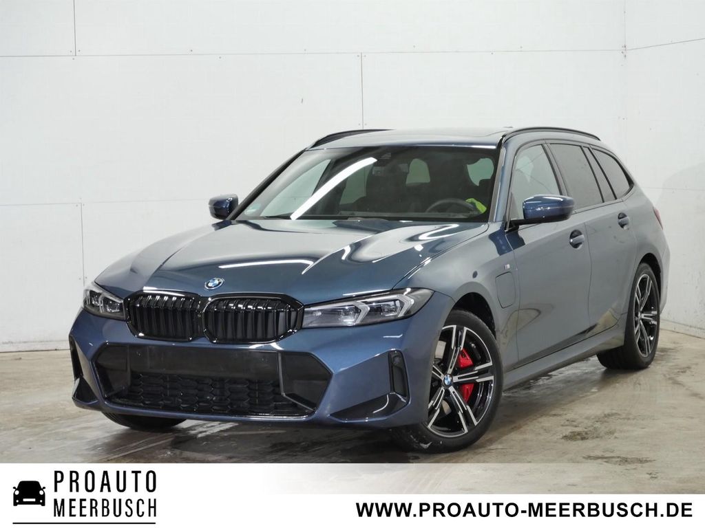 BMW 330 2025