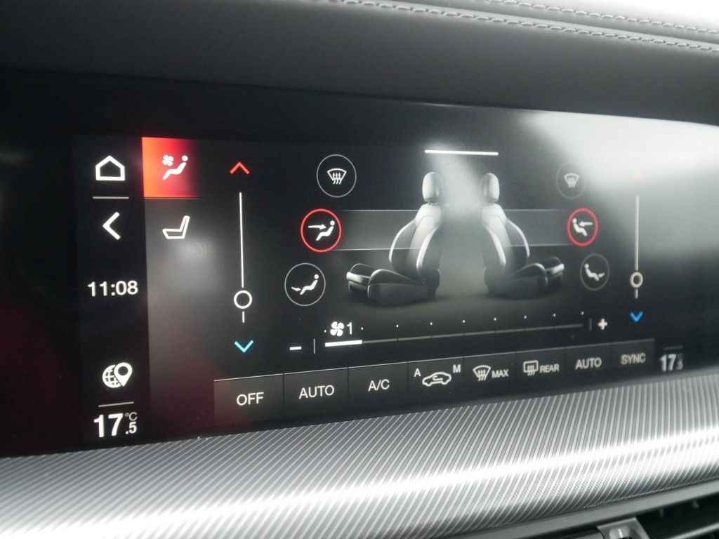 Alfa Romeo Stelvio 2023