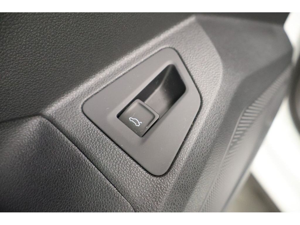 Volkswagen Touareg 2025