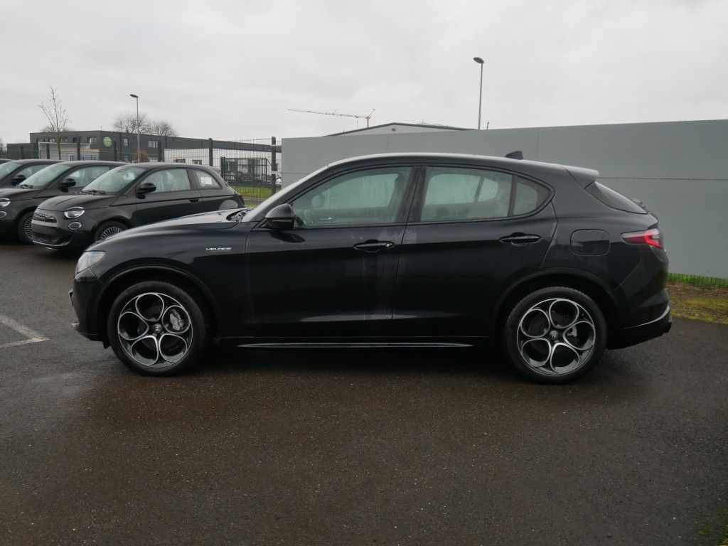 Alfa Romeo Stelvio 2023