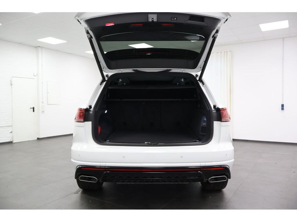 Volkswagen Touareg 2025