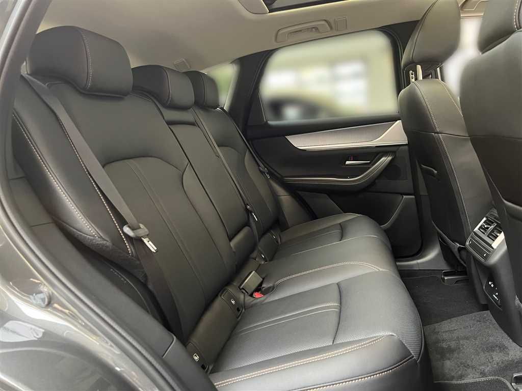 Mazda CX-60 2025