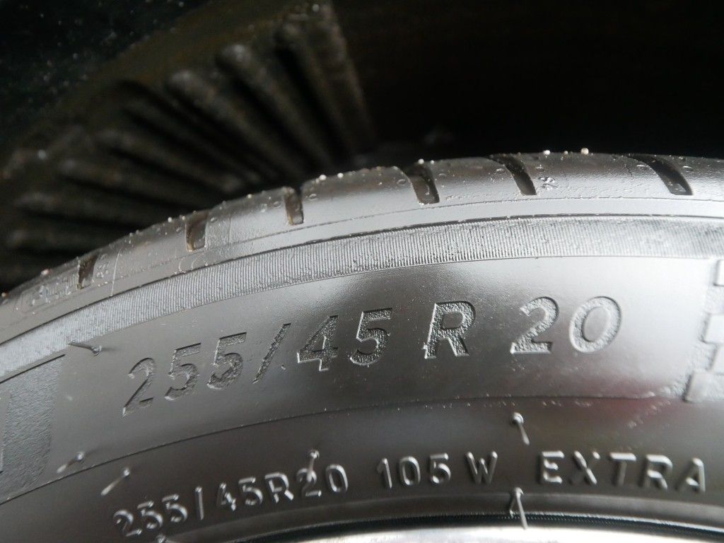 Alfa Romeo Stelvio 2023