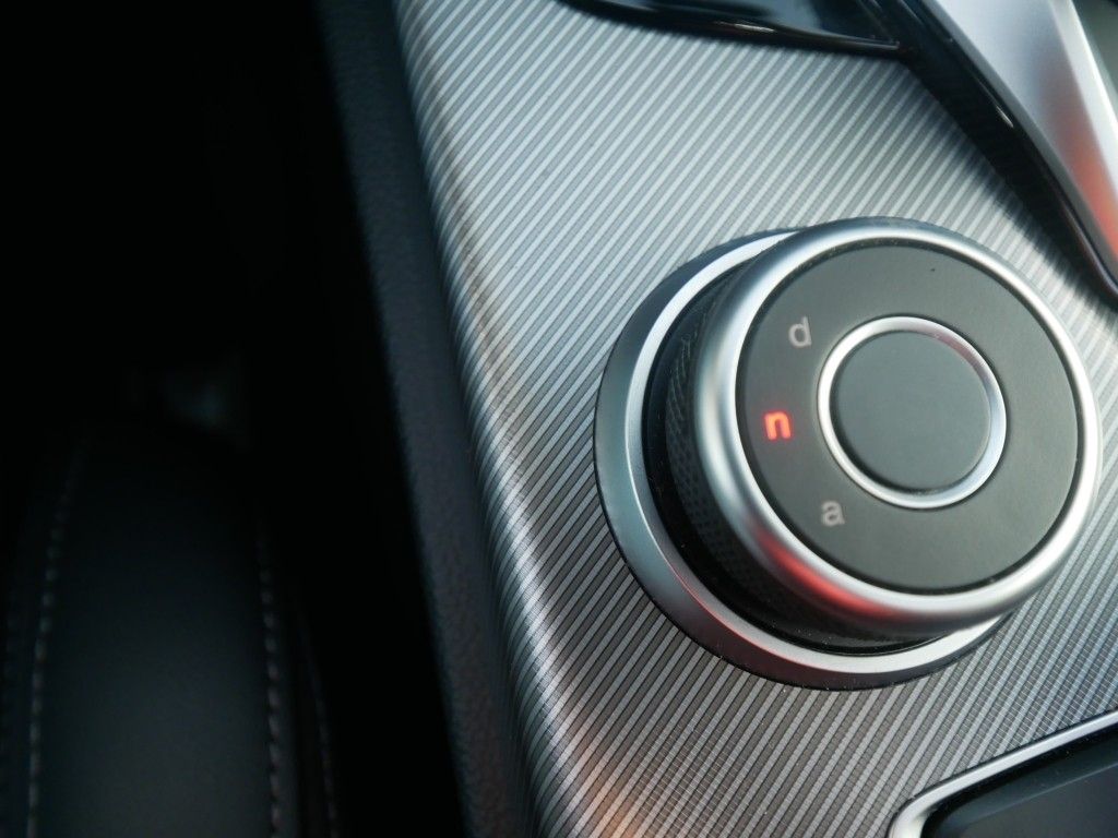 Alfa Romeo Stelvio 2023