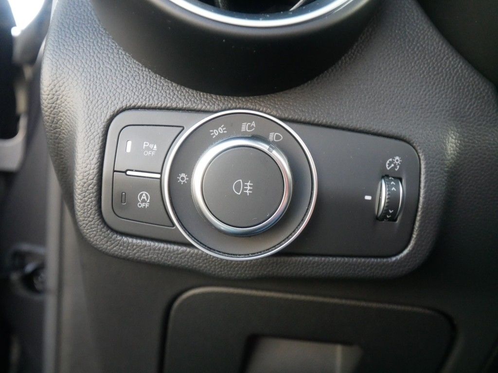 Alfa Romeo Stelvio 2023