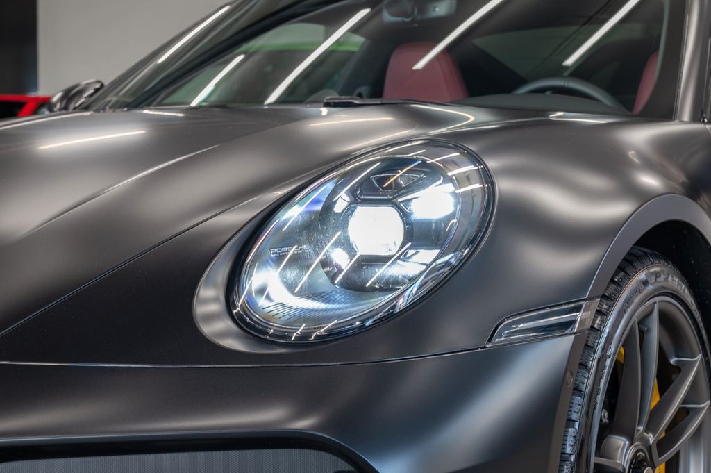 Porsche 992 2023