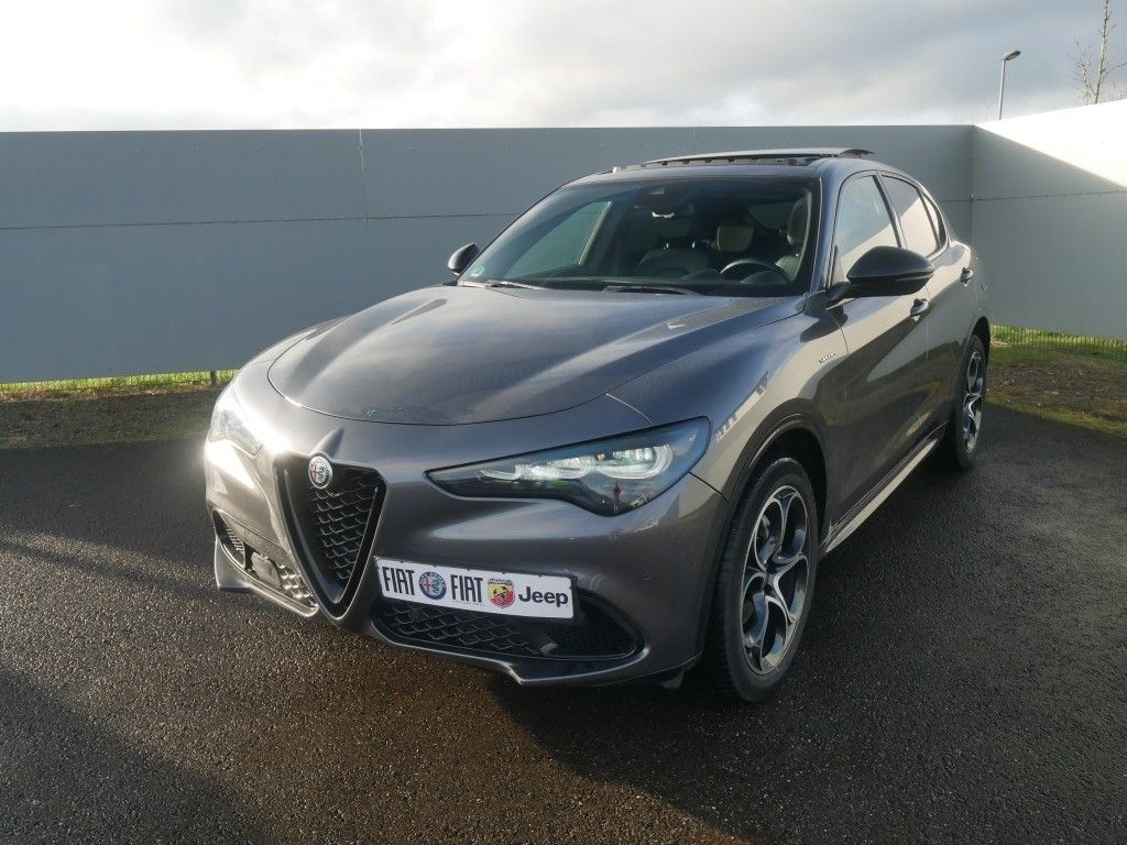 Alfa Romeo Stelvio 2023