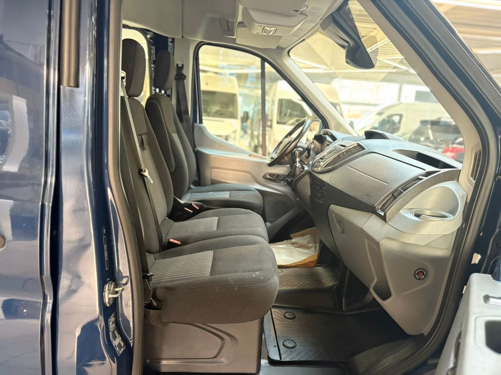 Ford Transit 2019