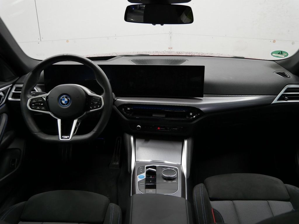 BMW i4 2025