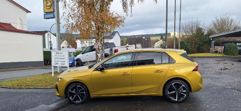 Opel Astra 2024