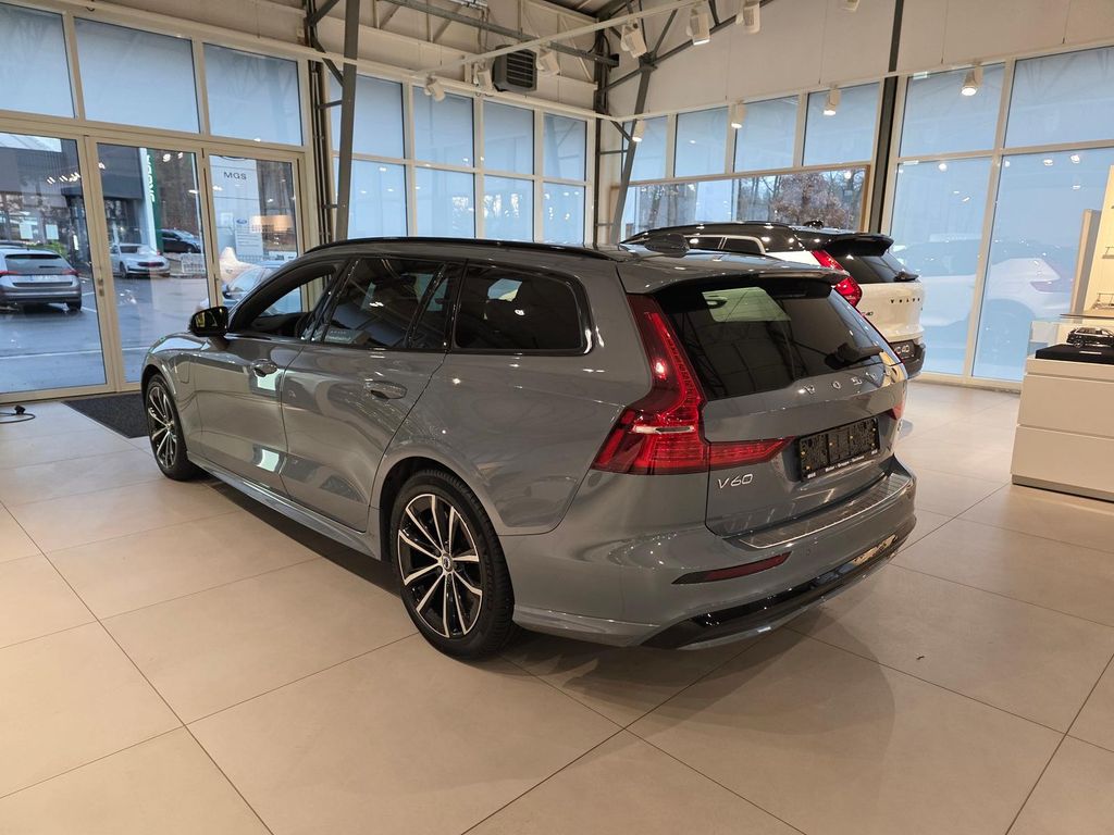 Volvo V60 2022