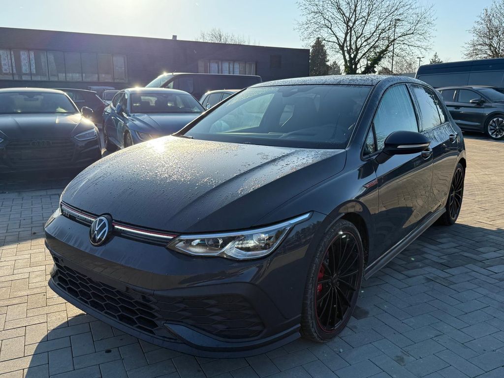 Volkswagen Golf 2023