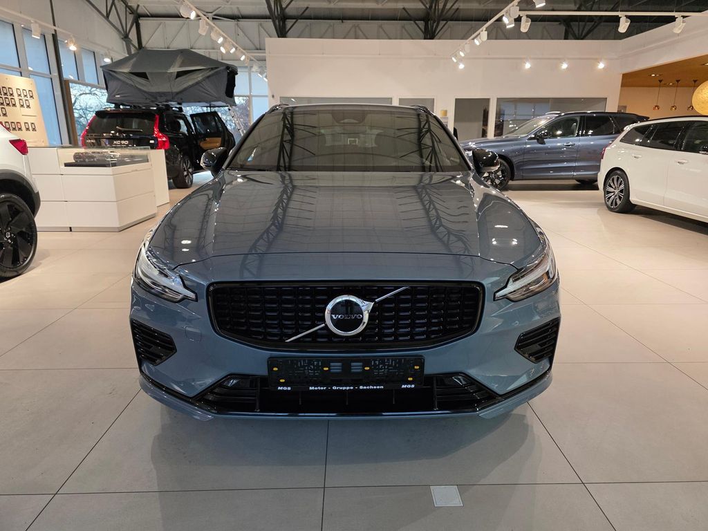 Volvo V60 2022