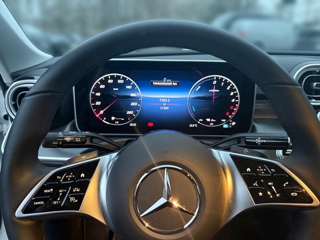 Mercedes-Benz C 300 2024
