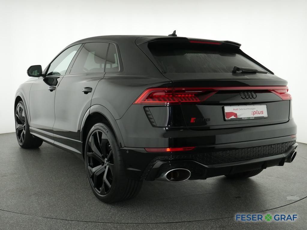 Audi RSQ8 2021
