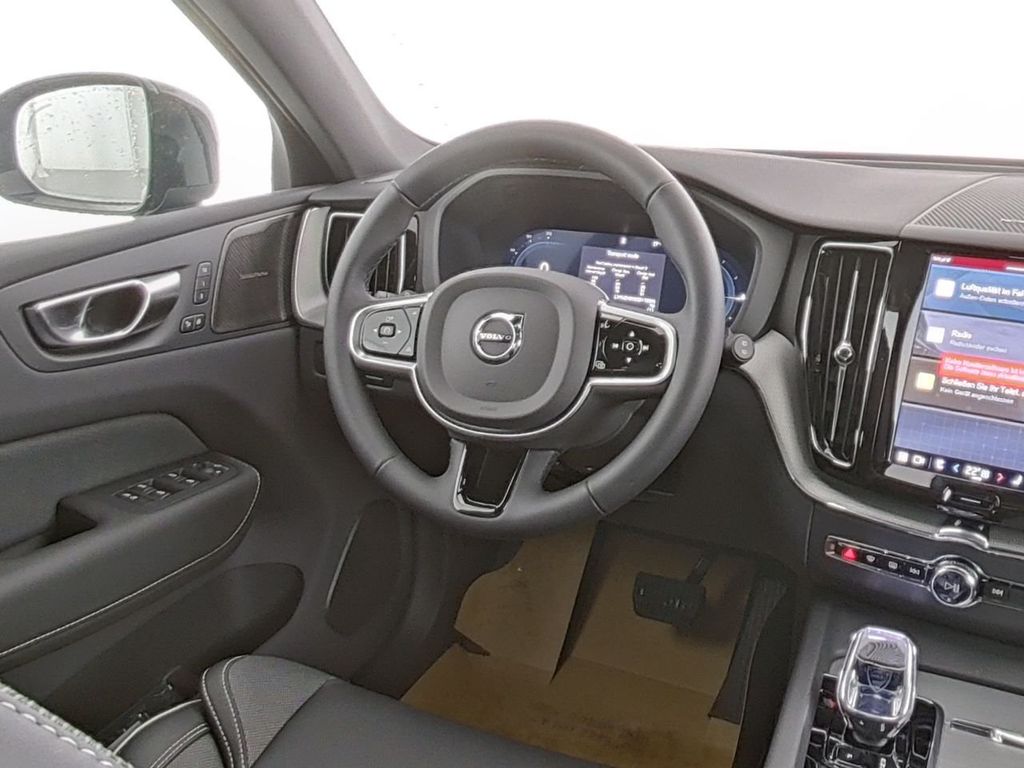 Volvo XC60 2025