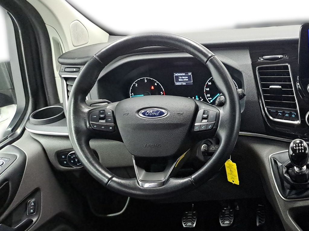 Ford Tourneo Custom 2021