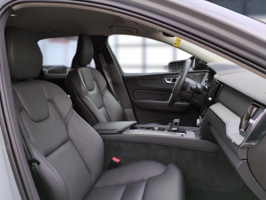 Volvo XC60 2023