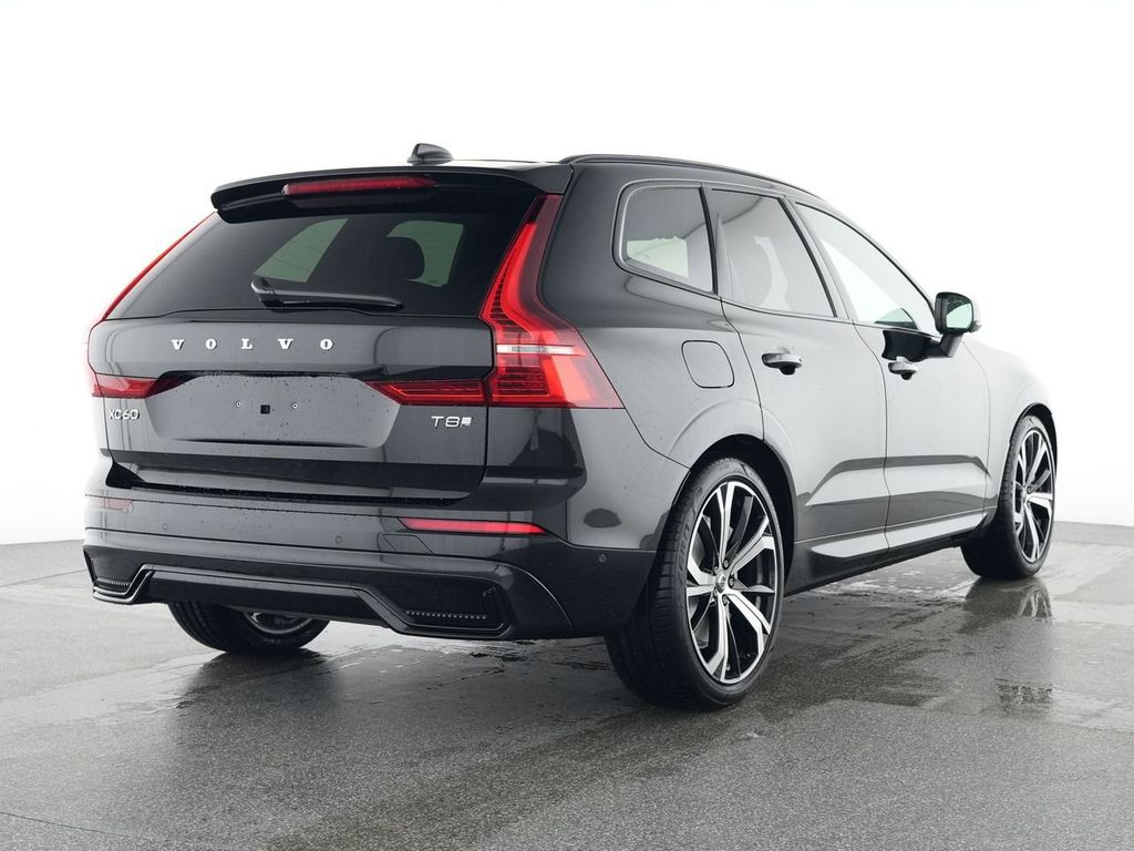 Volvo XC60 2025