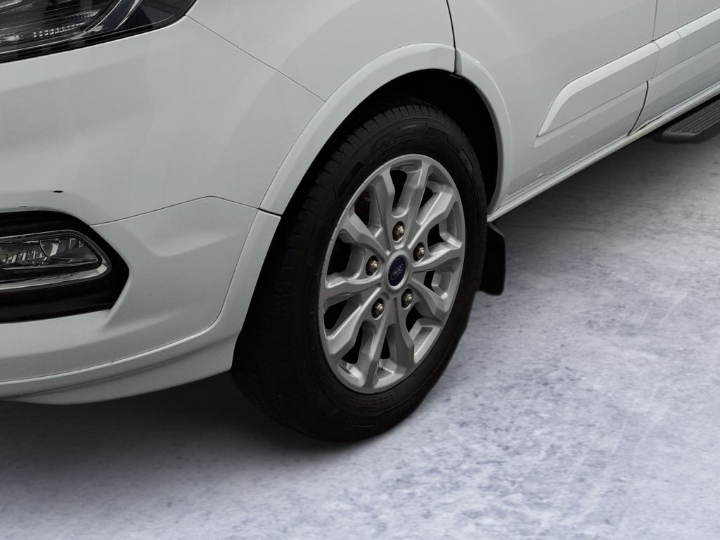 Ford Tourneo Custom 2021