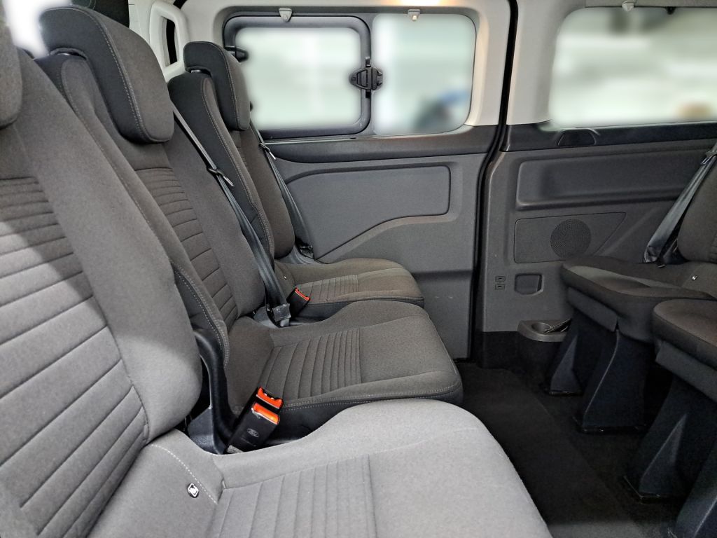 Ford Tourneo Custom 2021