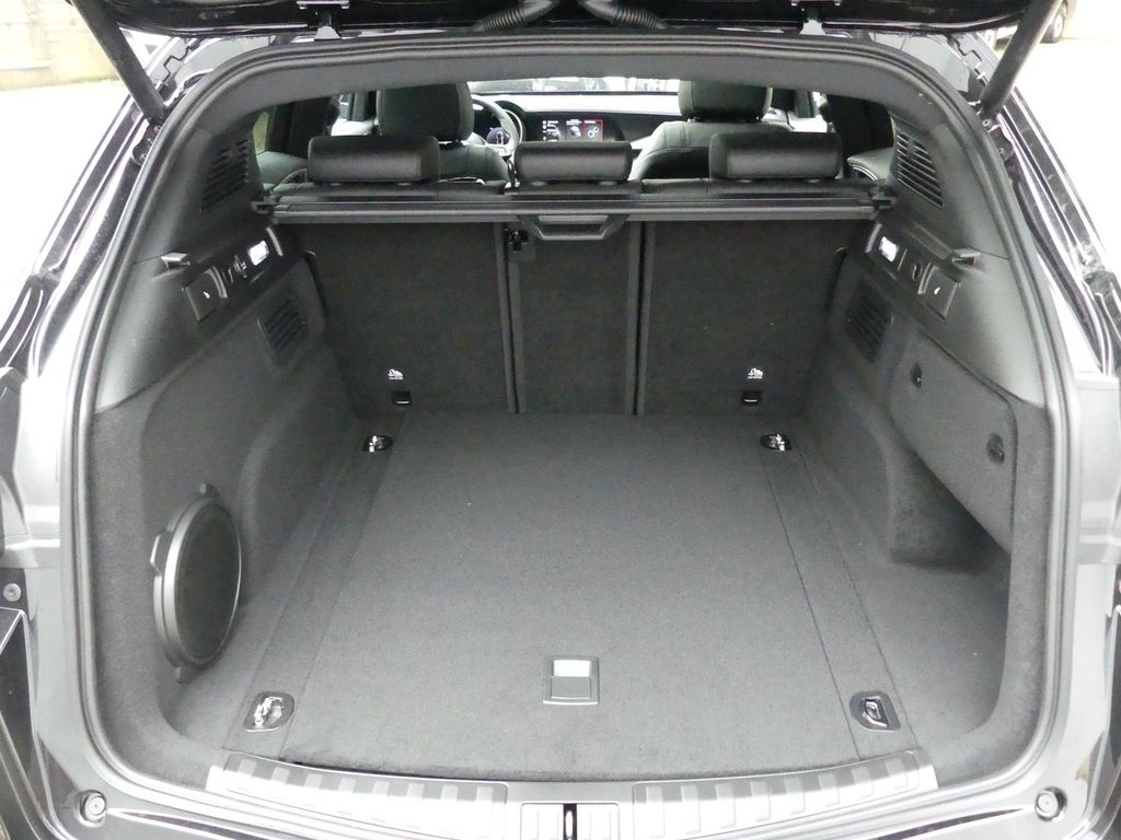 Alfa Romeo Stelvio 2025