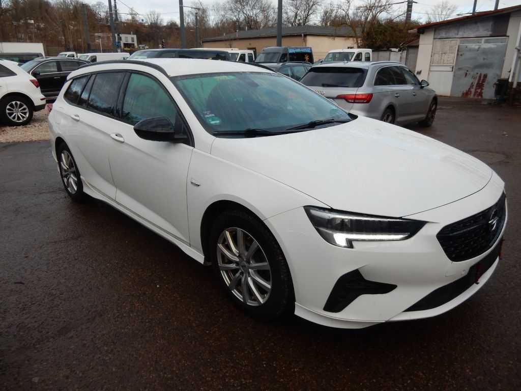 Opel Insignia 2022