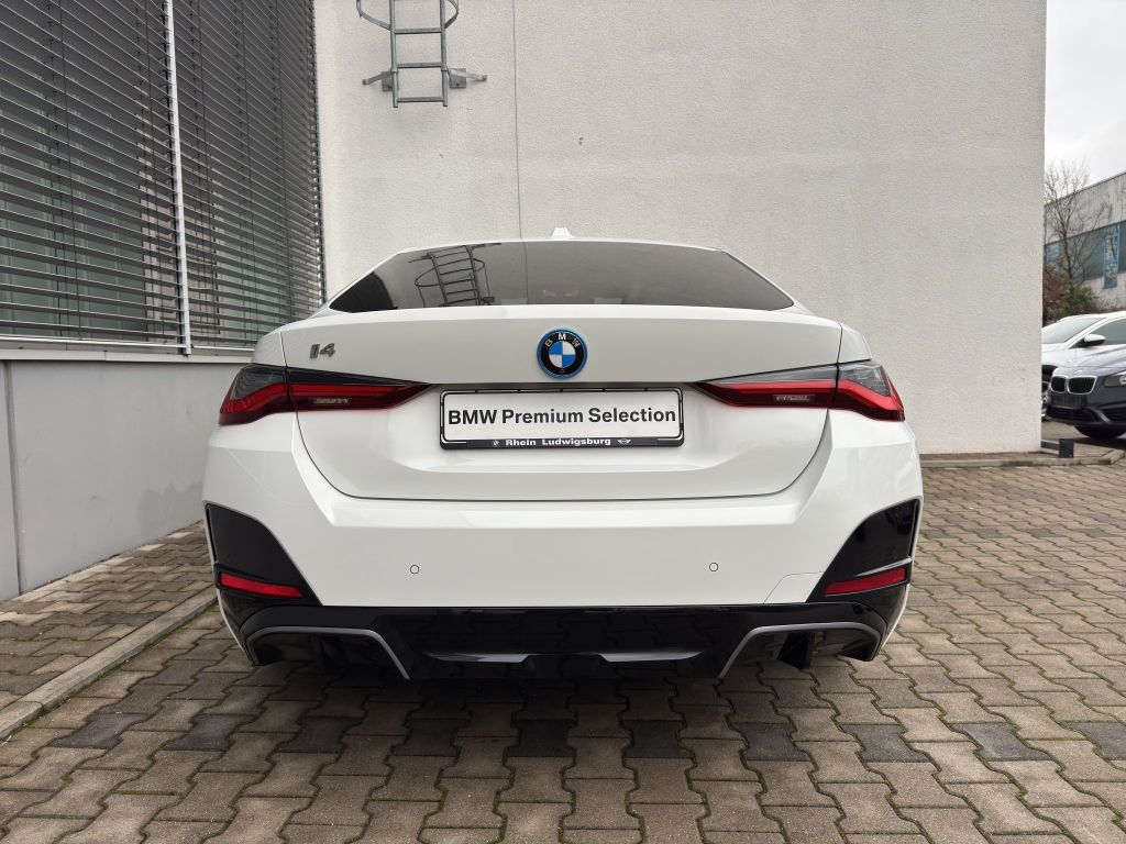 BMW i4 2022
