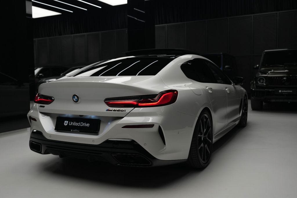 BMW M850 2021