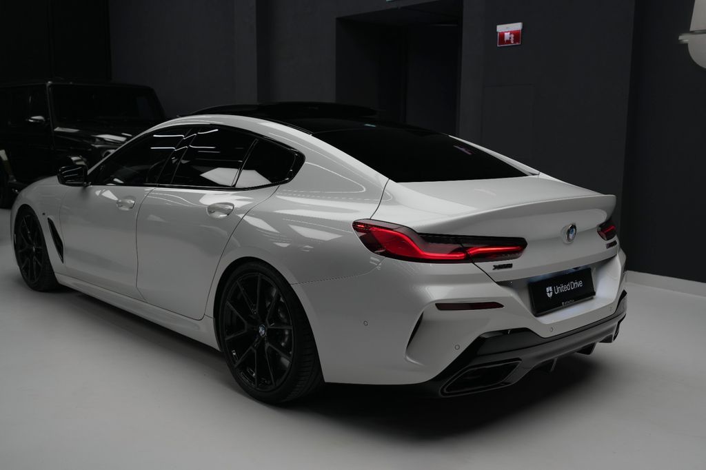 BMW M850 2021