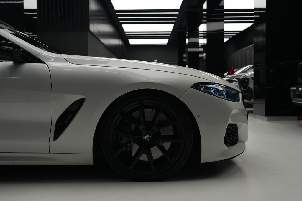 BMW M850 2021