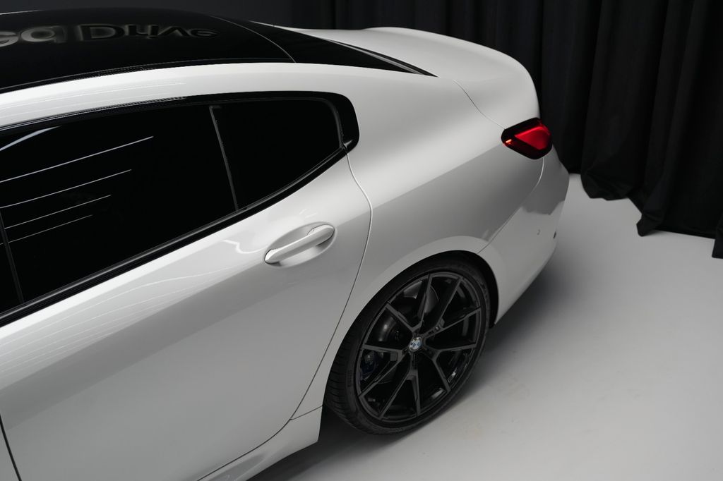 BMW M850 2021
