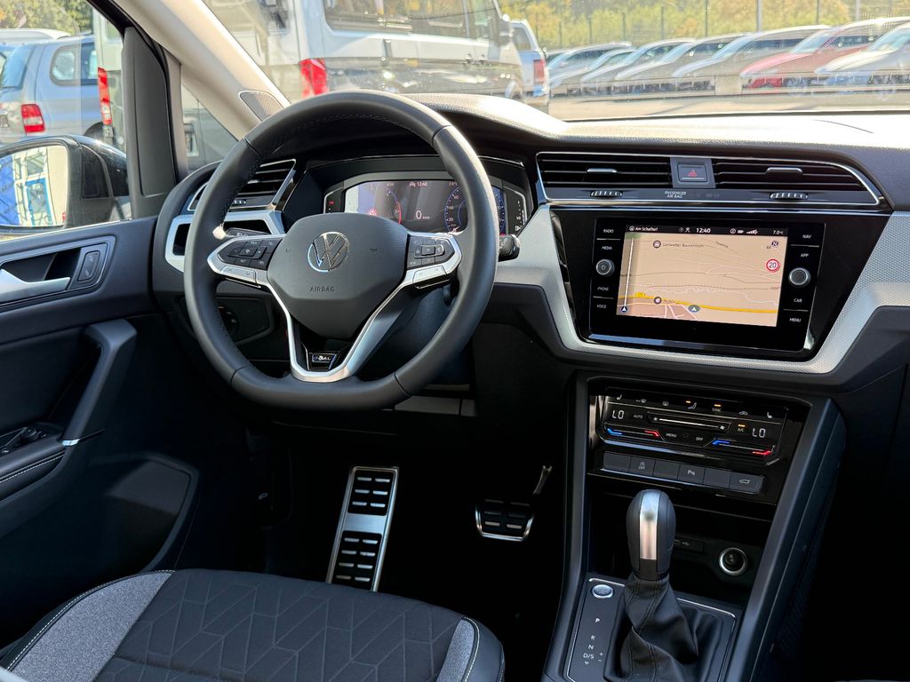 Volkswagen Touran 2025