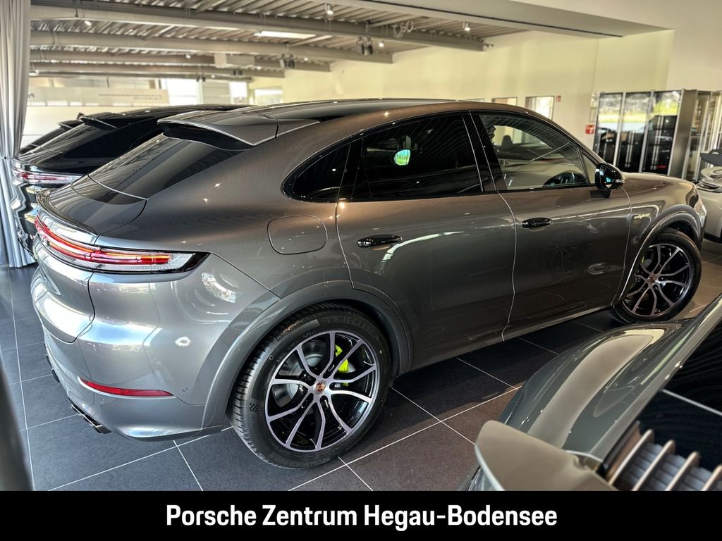 Porsche Cayenne 2025