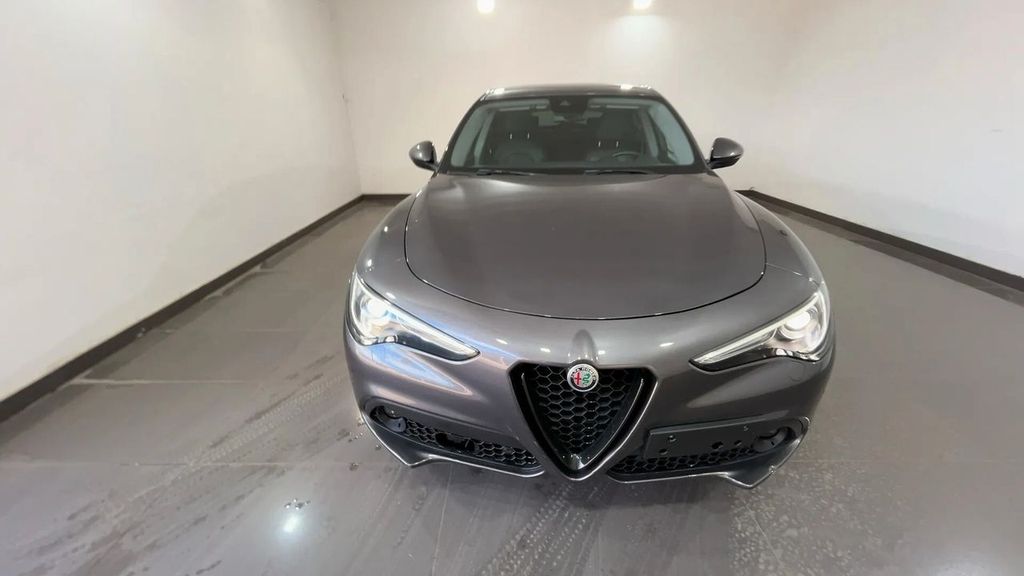 Alfa Romeo Stelvio 2020