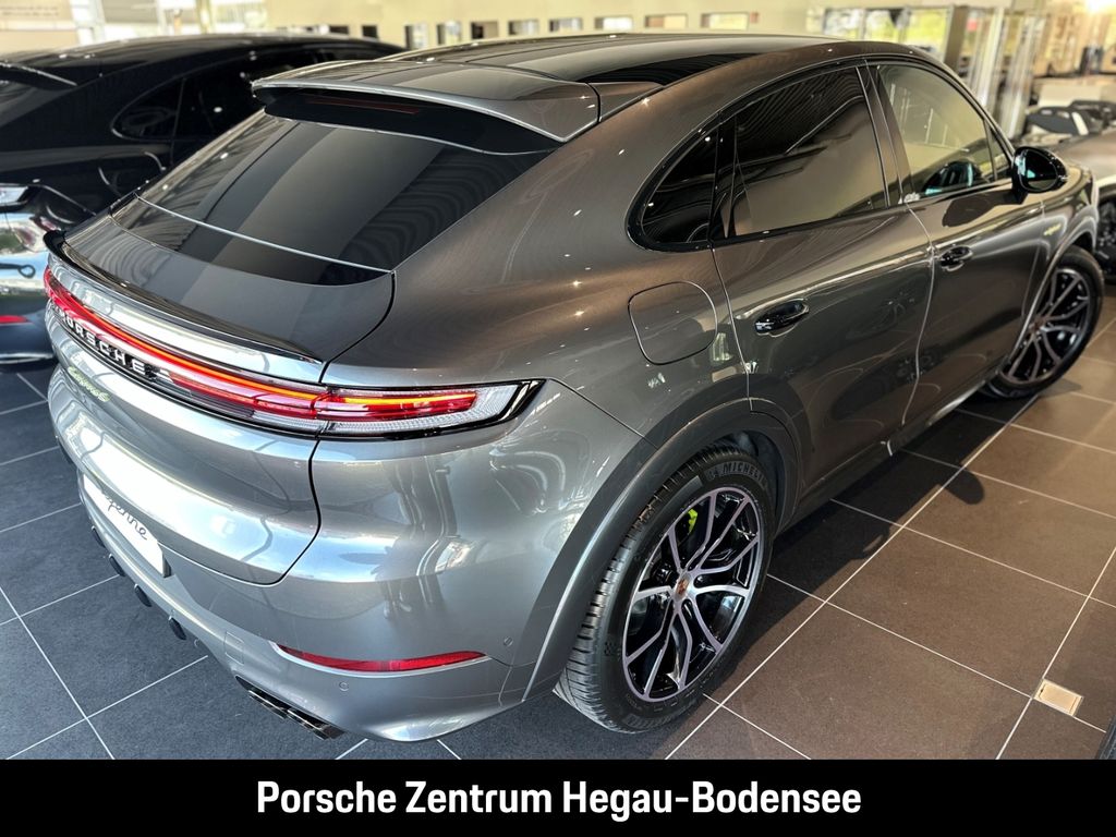 Porsche Cayenne 2025