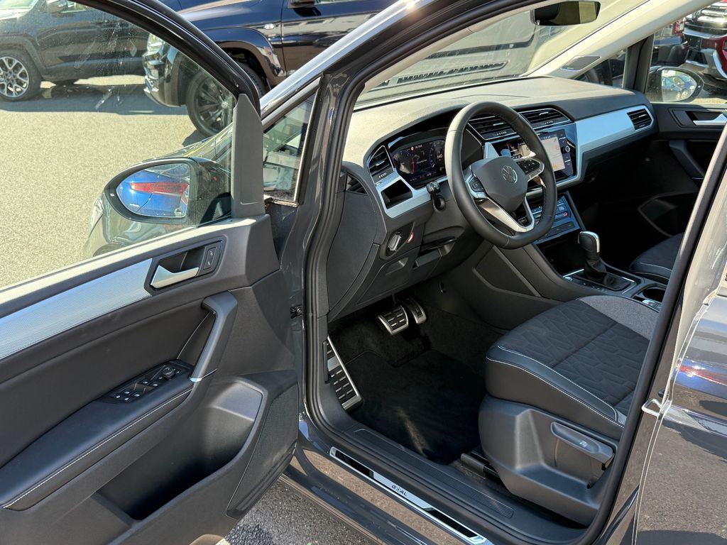 Volkswagen Touran 2025