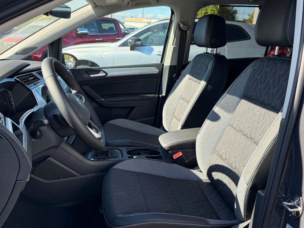 Volkswagen Touran 2025