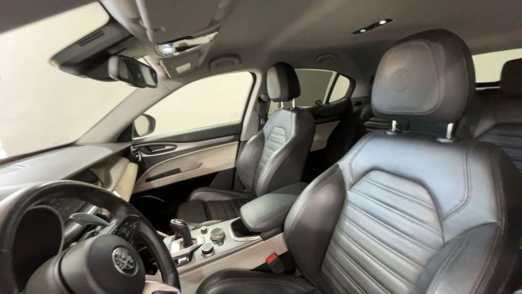 Alfa Romeo Stelvio 2020