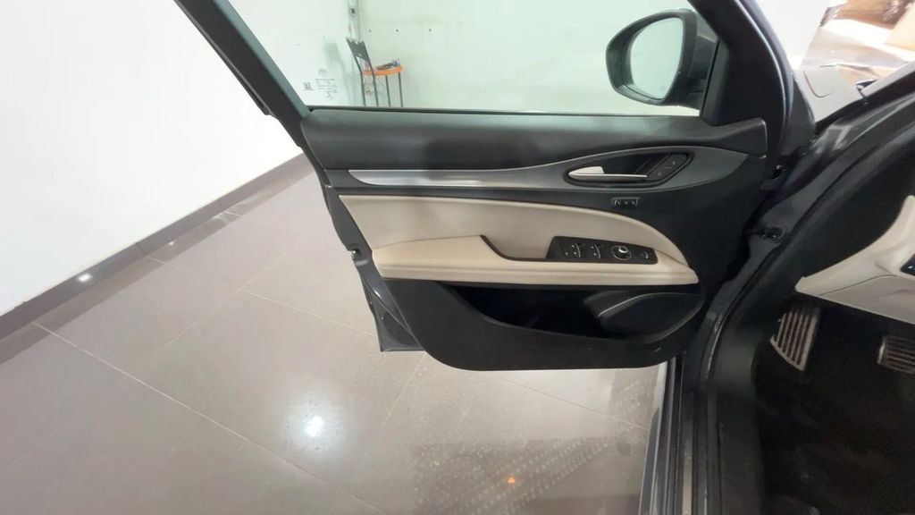 Alfa Romeo Stelvio 2020