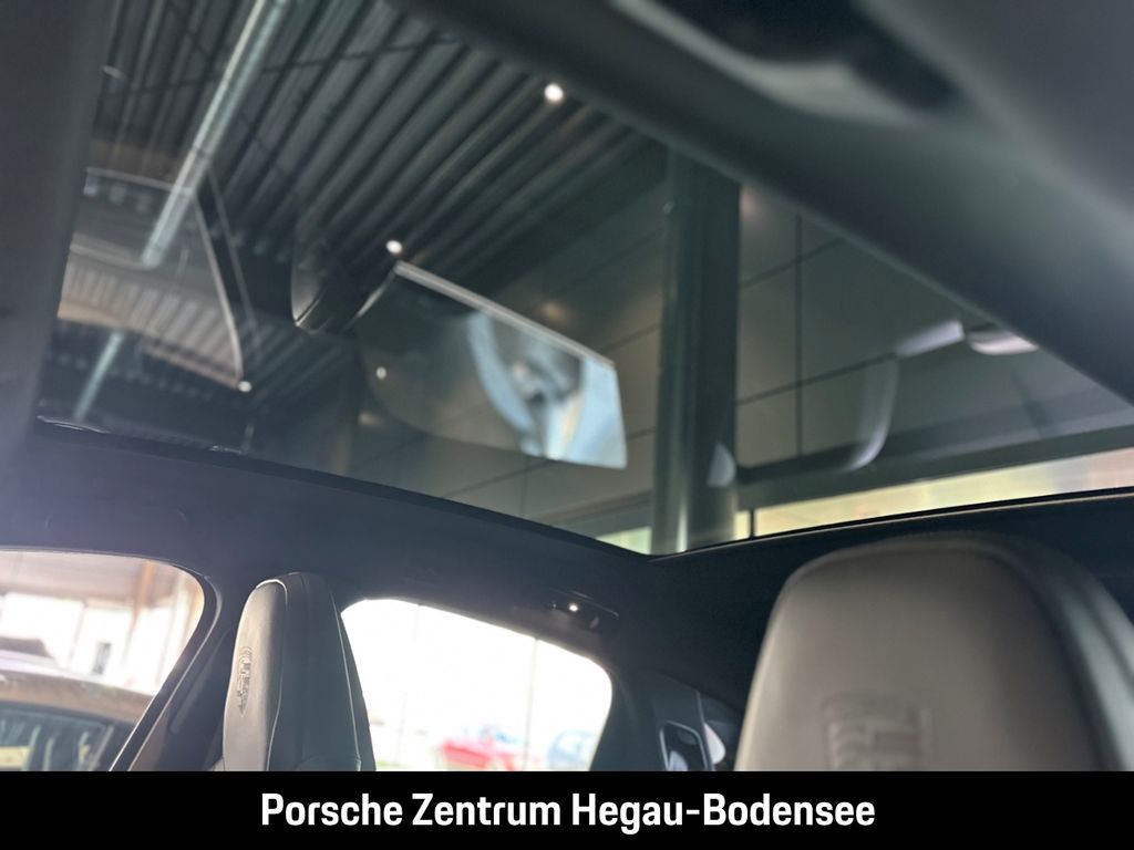 Porsche Cayenne 2025