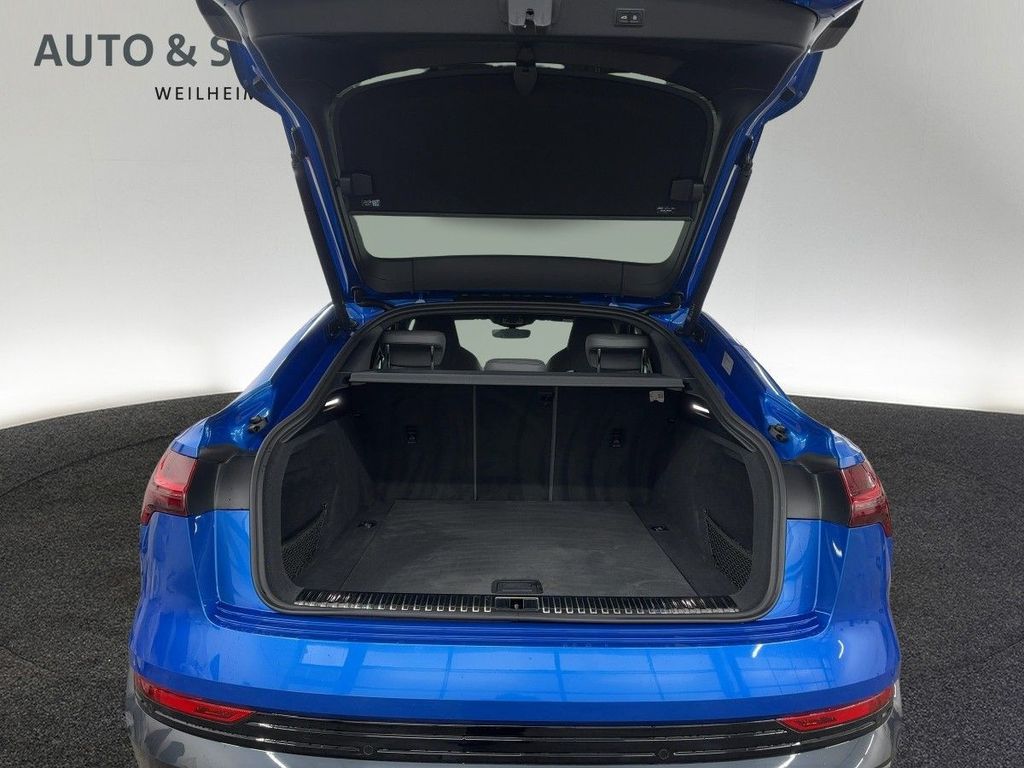 Audi e-tron 2022