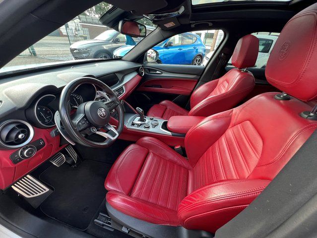 Alfa Romeo Stelvio 2021