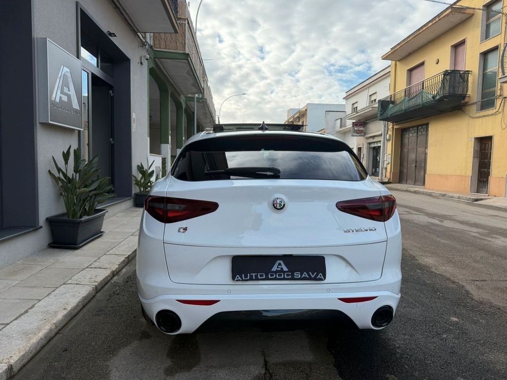 Alfa Romeo Stelvio 2022